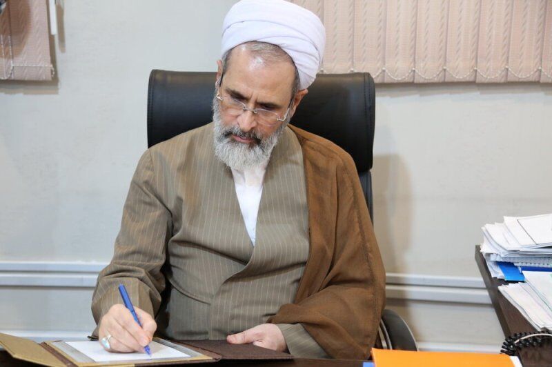 تبریک مدیر حوزه‌های علمیه به رییس جدید سازمان اطلاعات سپاه