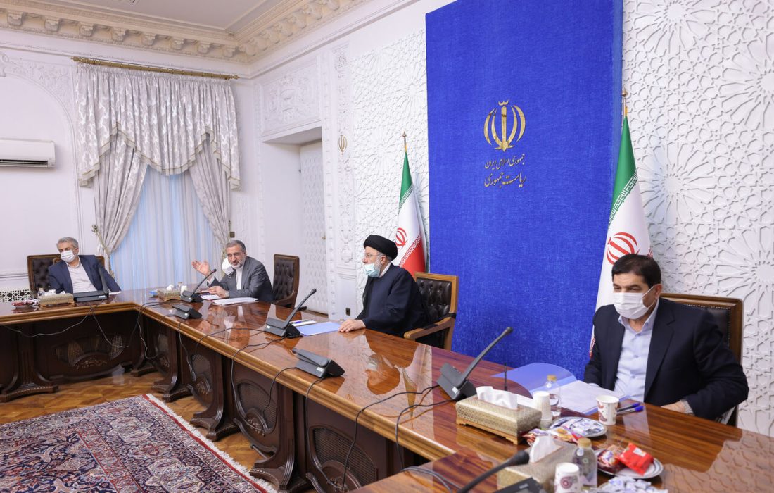 رئیسی: فعالیت مؤسسات مالی با عملکرد ناسالم ساماندهی شود