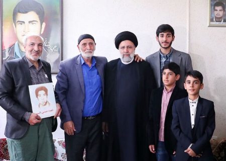 رییس جمهور: همگان باید حرمت خون شهدا را حفظ کنند