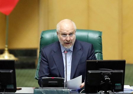 قالیباف: وضعیت ۳۰۲ هزار نفر بیمه نشده تعیین تکلیف شود