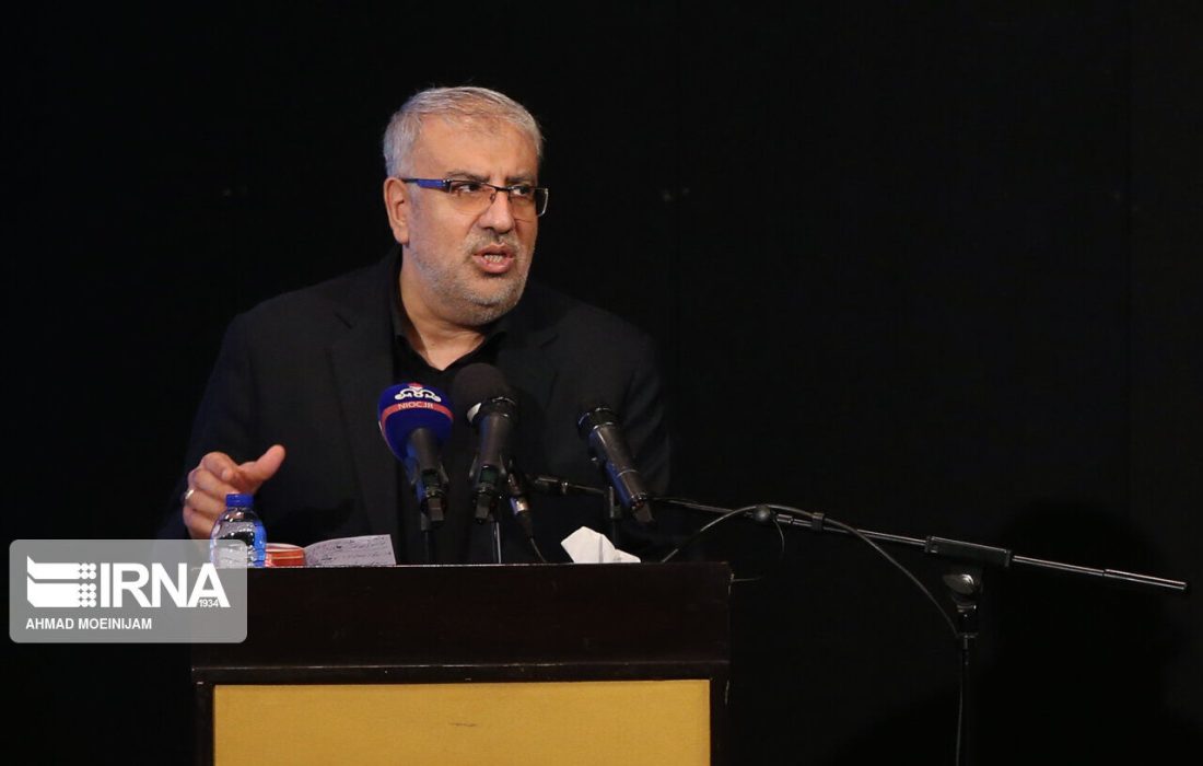 وزیر نفت به سوالات نمایندگان در کمیسیون انرژی پاسخ داد