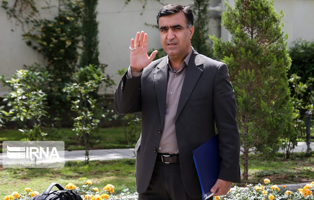 آغاز محلول پاشی در جنگل‌های زاگرس/ نشست وزیران محیط‌زیست شروع ارتباطات بین‌المللی است