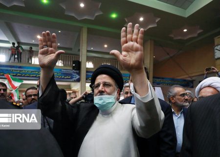 اجرایی شدن مصوبات رئیس جمهور عامل مهمی در جلب اعتماد مردم دارد