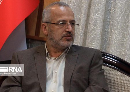 استاندار قم: مردمی‌سازی دولت نیازمند تمرکززدایی از مرکز است