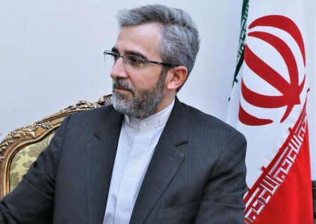 رایزنی‌های منطقه‌ای، دستور کار سفر علی باقری به عمان