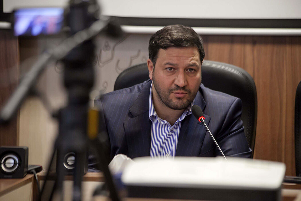 عضو هیات رئیسه مجلس: توسعه ارتباط با همسایگان در اولویت کار دولت سیزدهم است
