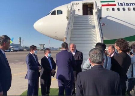قالیباف با استقبال رسمی رئیس مجلس ازبکستان وارد تاشکند شد