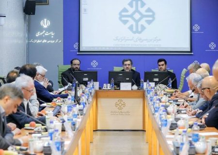 نگاه دولت به تولید،راهبردی است/ماموریت مرکز استراتژیک توسعه شبکه نخبگانی است