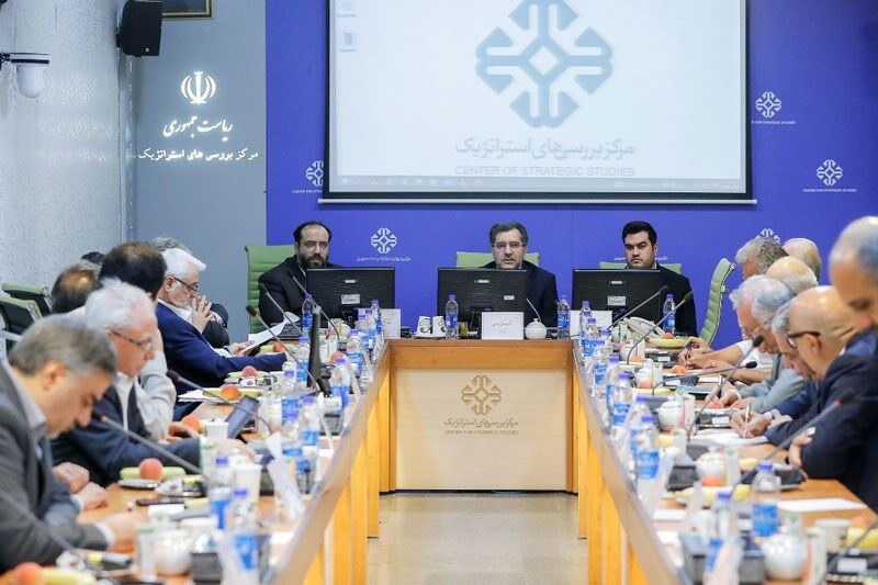 نگاه دولت به تولید،راهبردی است/ماموریت مرکز استراتژیک توسعه شبکه نخبگانی است