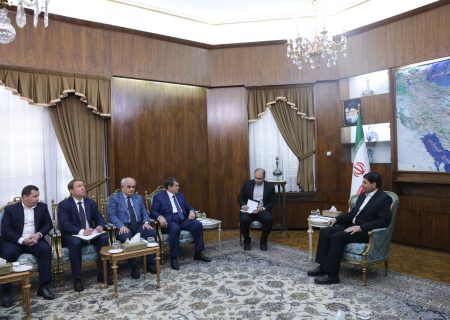 تاکید مخبر برگسترش همکاری‌های تهران- مسکو در اجرای طرح راه‌آهن رشت- آستارا 