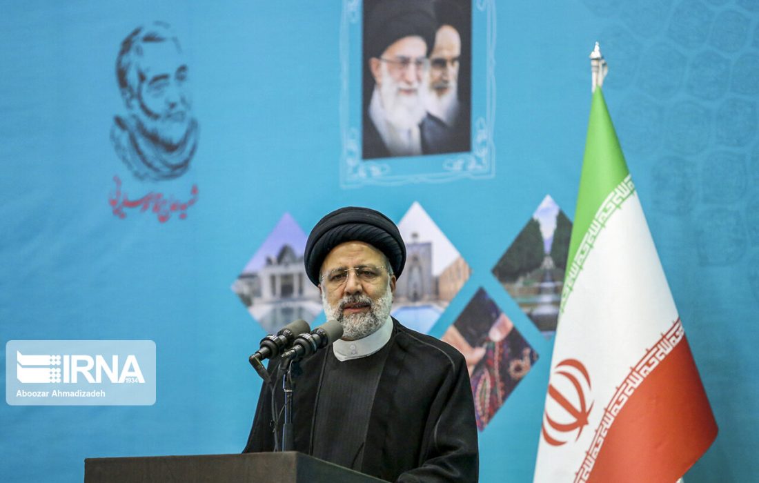 رییسی: برخی معنای حضور بین مردم را درست درک نکردند