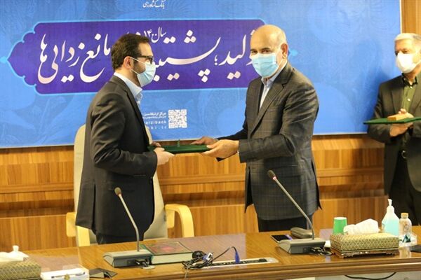 فرزند سردار همدانی با تغییر نام خانوادگی، رئیس هیات مدیره بانک کشاورزی شده؟
