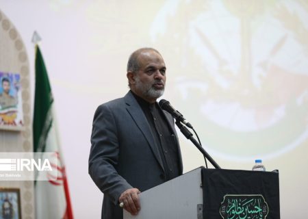 وزیر کشور: ظرفیتهای۷ استان برای خدمت به زائران حرم رضوی در دهه آخر ماه صفر به کار گرفته می شود