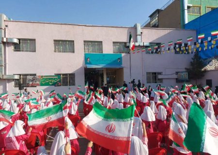 ۲۶ هزار دانش آموز گچسارانی راهی مدرسه شدند