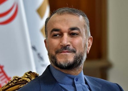 امیرعبداللهیان: «حافظ» عشق حقیقی را چاره حل مشکلات زندگی انسان می‌داند