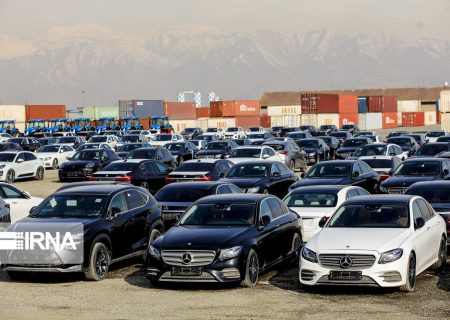فرود عسگری: واردات خودرو و تلفن همراه مشمول دریافت ضمانت‌نامه بانکی در گمرک شد