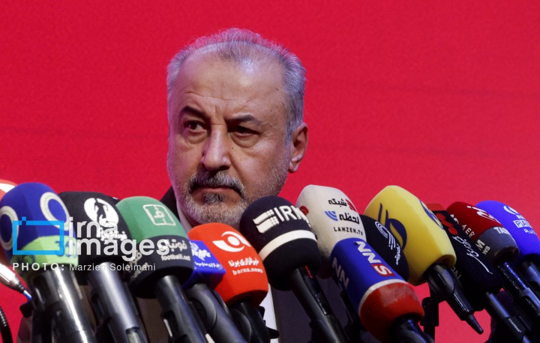 درویش: کارتال به قرارداد با پرسپولیس پایبند است/ برخی می‌خواهند حاشیه درست کنند