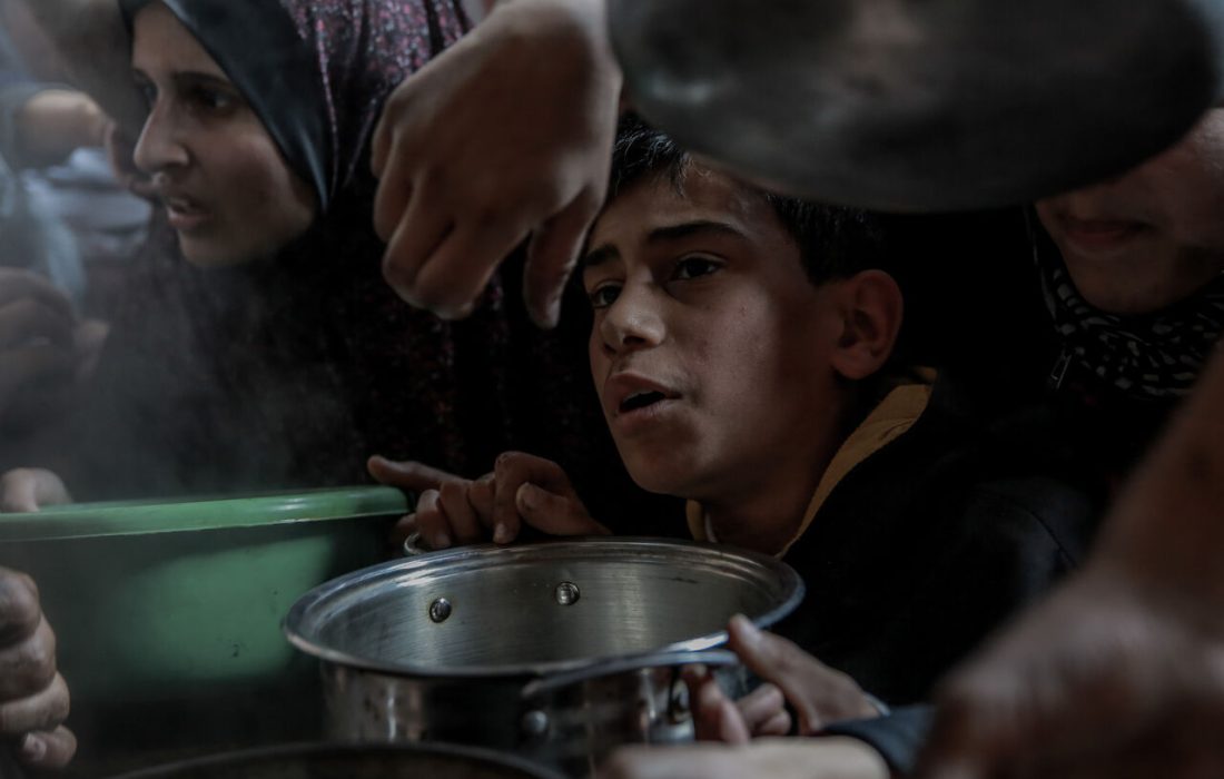 غزه همچنان زیر آتش رژیم اسرائیل/ گرسنگی شدید ساکنان غزه با تداوم محاصره
