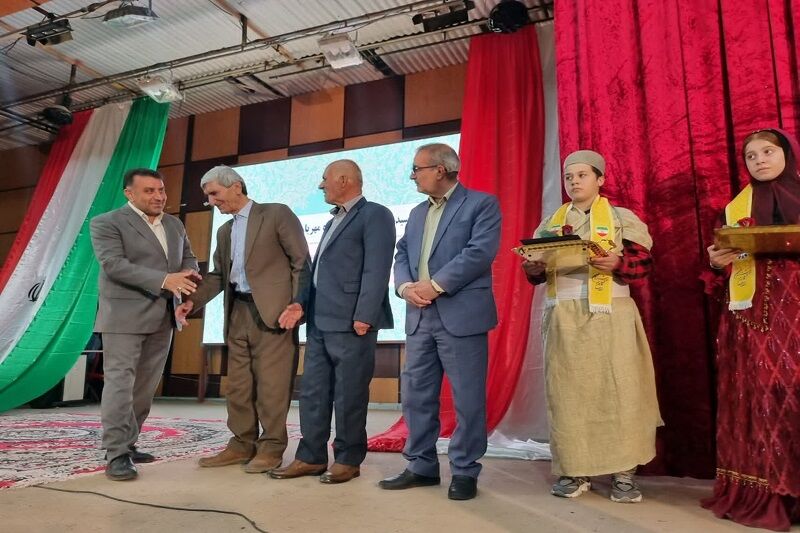 فیلم/آیین تجلیل از معلمان نمونه کهگیلویه‌وبویراحمد