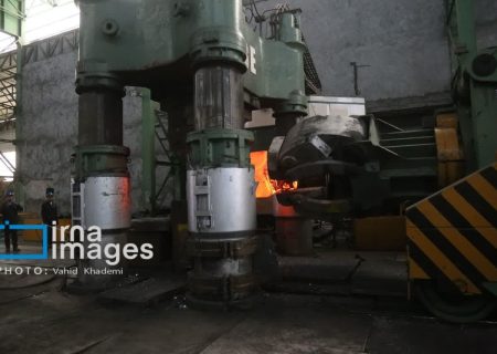 معاون وزیر صمت: میزان تسهیلات بخش صنعت رضایت‌بخش نیست