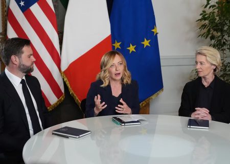 پیشبرد مذاکرات تجاری اتحادیه اروپا و آمریکا؛ هدف دیدار «ونس» با «ملونی» و «فون درلاین»