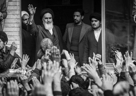 خطوط قرمز امام: افزایش تعداد محرومان، فساد مسئولان و خانواده‌هایشان و ایجاد بی‌اعتمادی