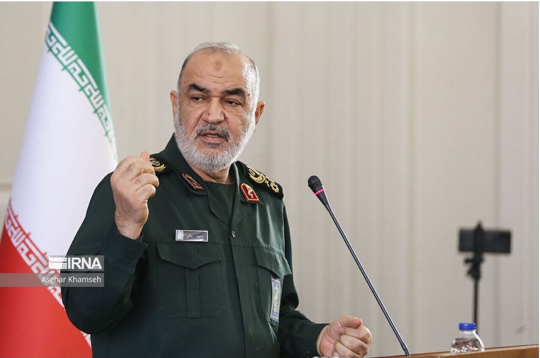 سرلشکر حسین سلامی: با اقدام راهبردی وزارت اطلاعات، افسانه موساد فروپاشید