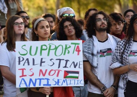 مخالفت ۶۰ درصد تحصیلکرده‌های آمریکایی با اخراج دانشجویان حامی فلسطین