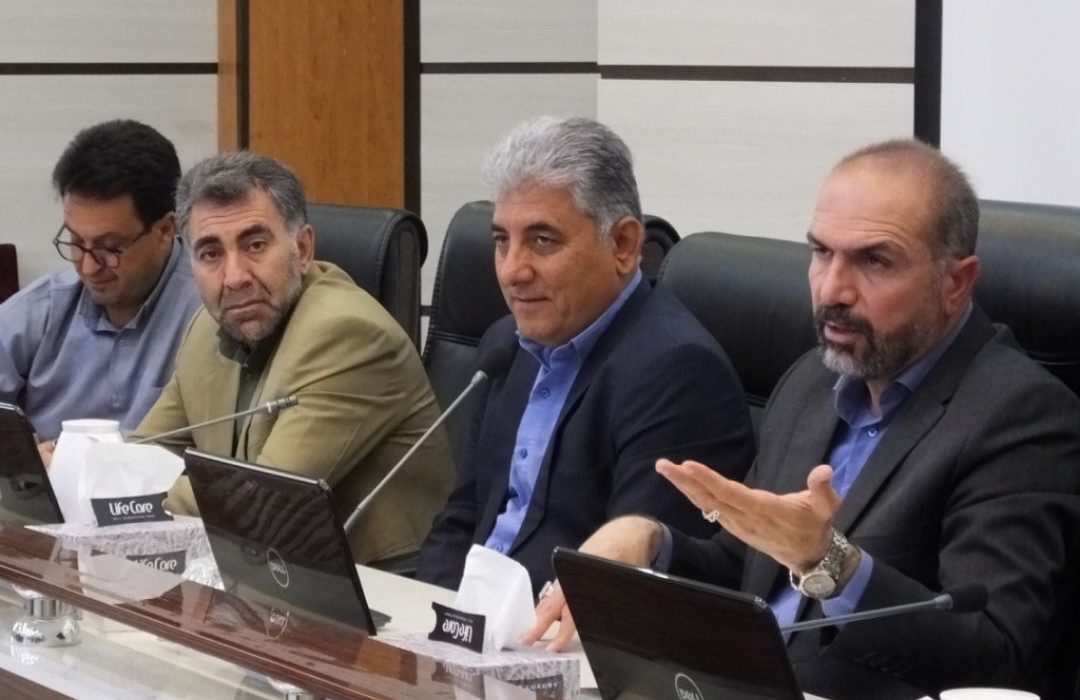 کمبود نیرو و تجهیزات در گچساران جدال با آتش سوزی منابع طبیعی را مشکل کرده است
